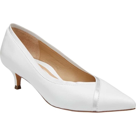 Vionic Shoes - Vionic Sylvie Pointed Toe Pump Nappa White Leather women’s size 9